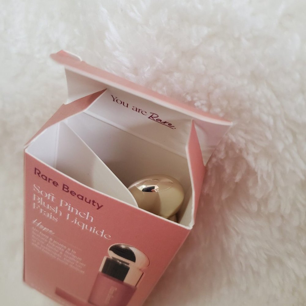 Rare Beauty By Selena Gomez Soft Pinch Liquid Blush Mini in Hope NEW - Picture 6 of 13
